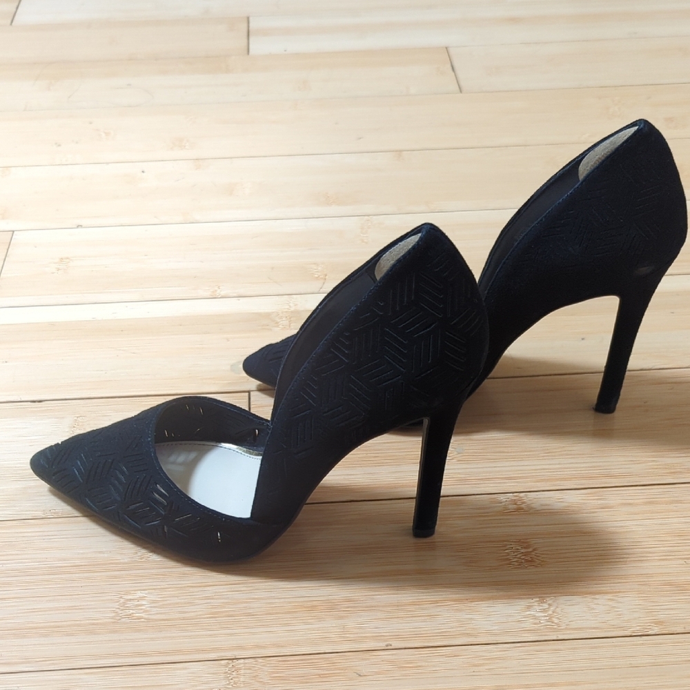 Jessica Simpson Black Heels - Picture 6 of 8